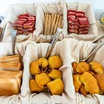 Anamar Santorini Monolitos