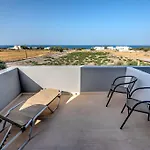 Anamar Santorini Monolitos