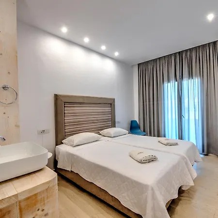 Anamar Santorini Hotel 4*