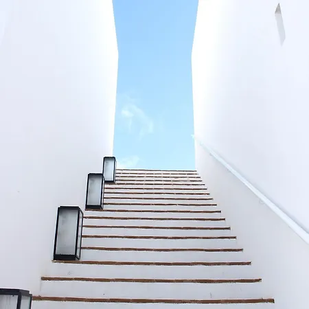 Anamar Santorini 4*