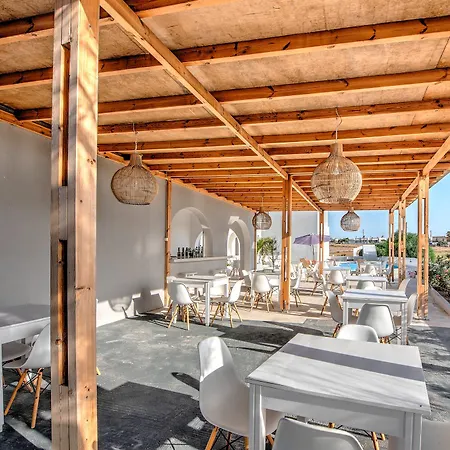 Hotel Anamar Santorini 4*
