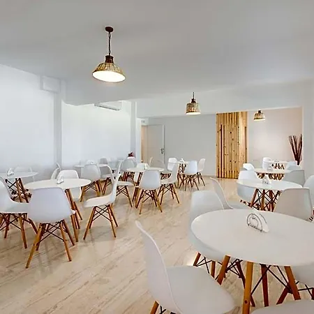 Anamar Santorini 호텔 4*