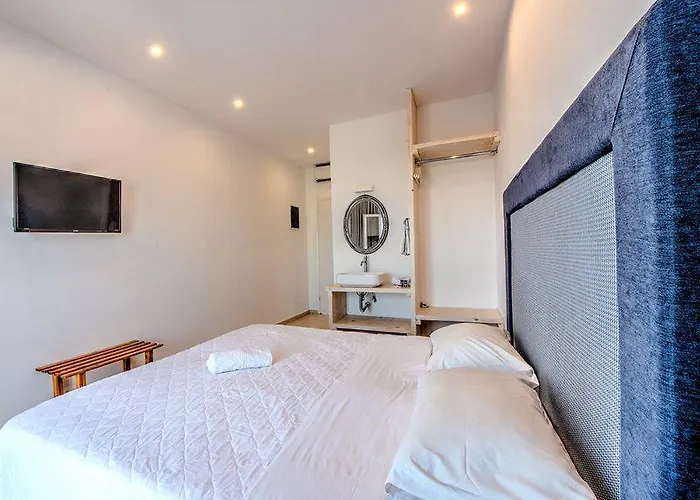 Anamar Santorini Hotel