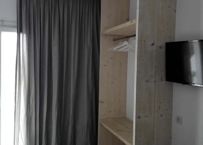 Anamar Santorini 4* Monolitos