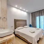 Anamar Santorini Hotel
