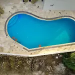 Anamar Santorini 4*