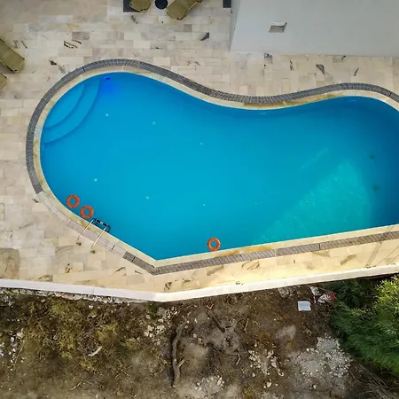 Anamar Santorini 4*
