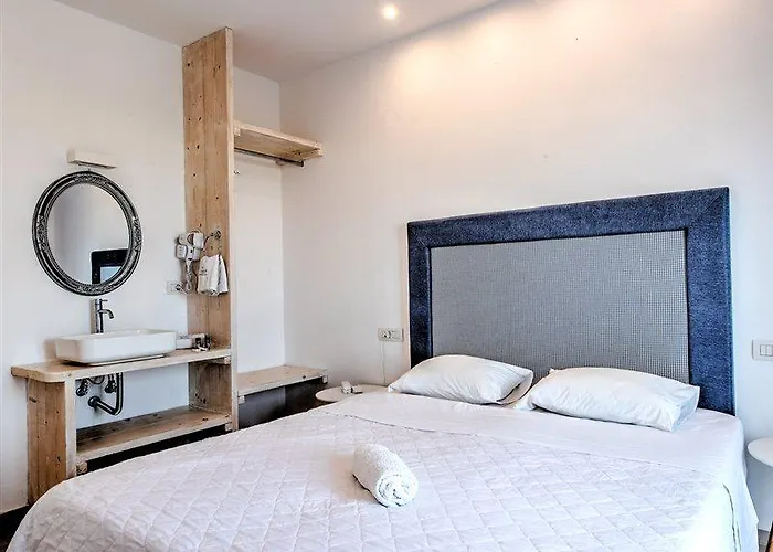 Anamar Santorini Ξενοδοχείο 4*