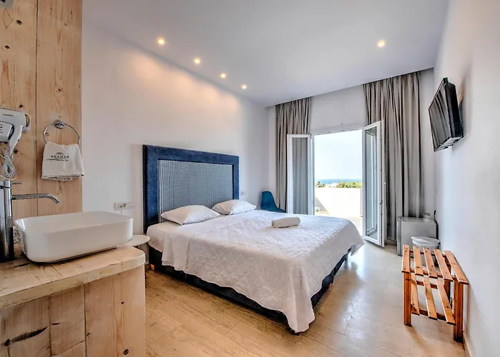 Anamar Santorini Μονόλιθος